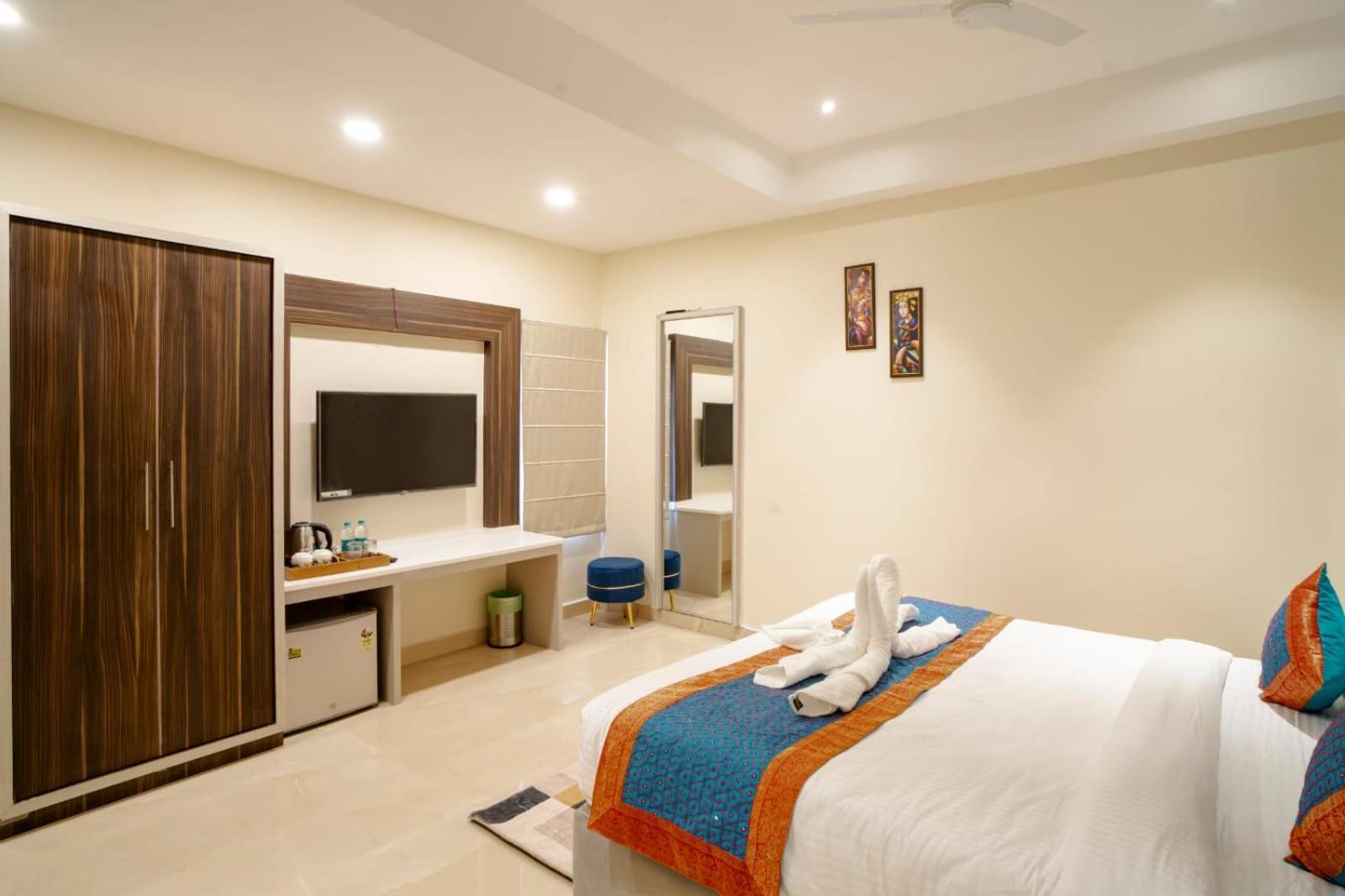 Hotel Omkar International --a Premium Luxury -- 5-star Feel At An Affordable Price --