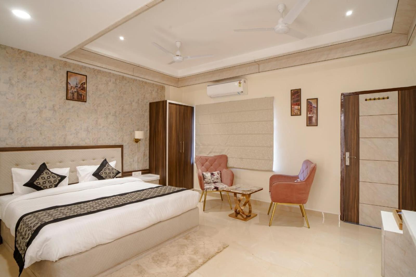 Omkar International --a Premium Luxury -- 5-star Feel At An Affordable Price -- 4*